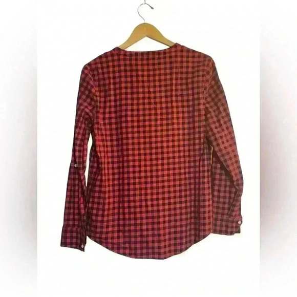 Calvin Klein Red Black Buffalo Plaid Long Sleeve V-Neck Lightweight Shirt Medium - Picture 3 of 8